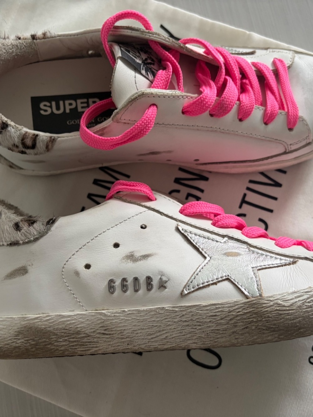Golden Goose Superstar Sneaker - Picture 6 of 11